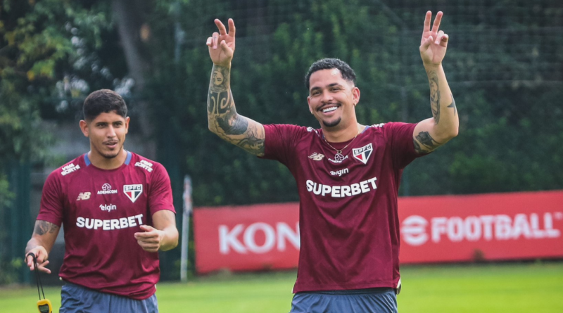 Jogadores do São Paulo se reapresentam antes do confronto com Corinthians
