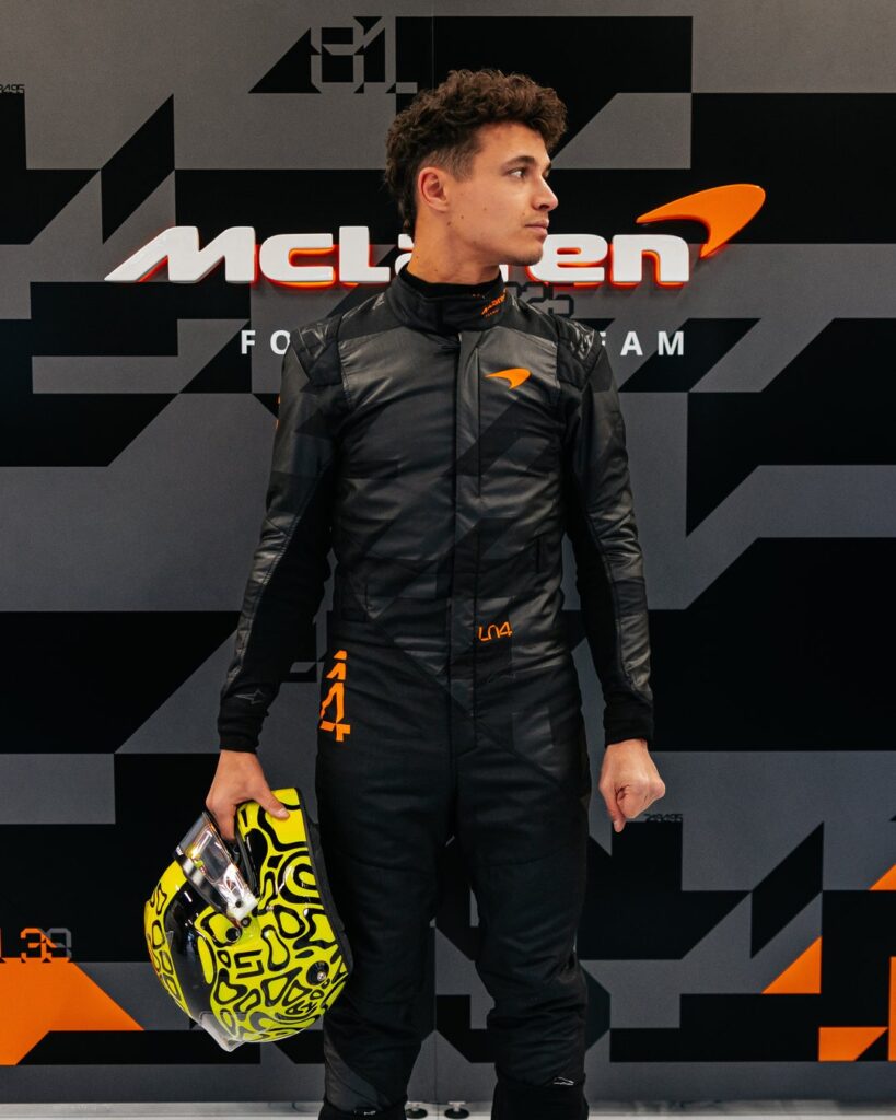 Lando Norris em "modo furtivo" no shakedown do MCL39 da McLaren para a F1 2025.